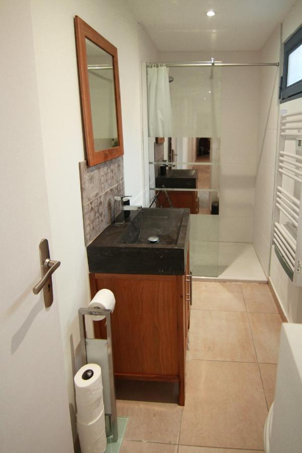 Apartment Right In The Heart Of Sete Sète Exterior foto